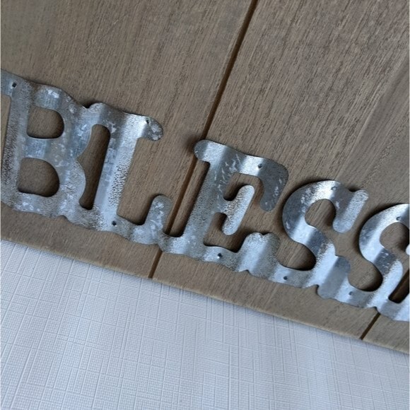 Blessed Farmhouse Decor Photo Clip Picture Wooden Frame Rustic Look Metal Text - Picture 8 of 9